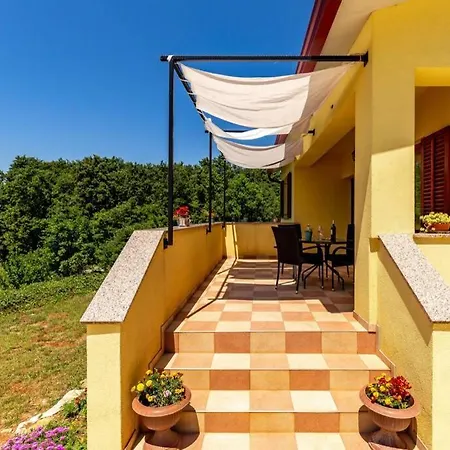 Holiday home Sunny Yellow House With A Pool *