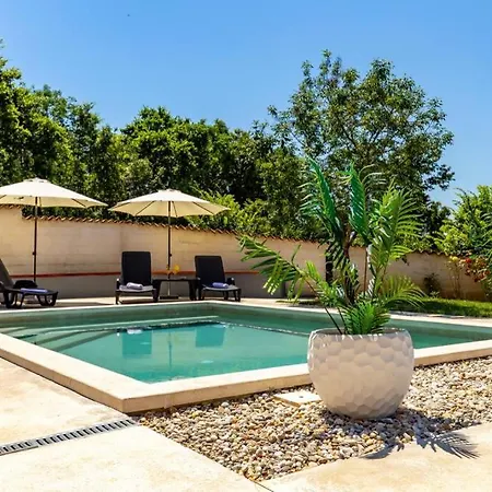 Sunny Yellow House With A Pool Holiday home *